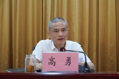 持续开展防溺水、防交通变乱、防侵害等专项步